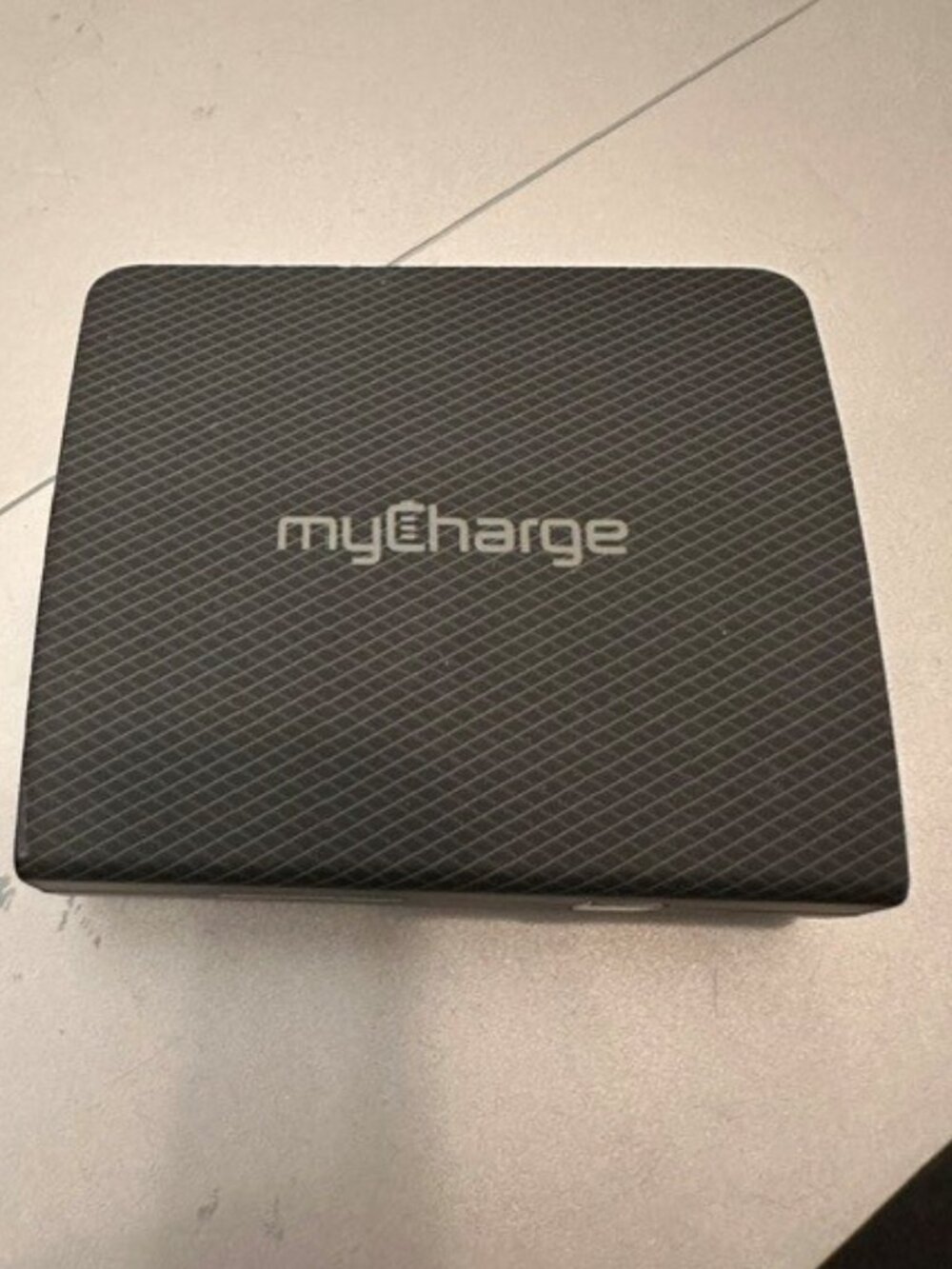 Manual myCharge AMU67KG AmpMax Portable Charger